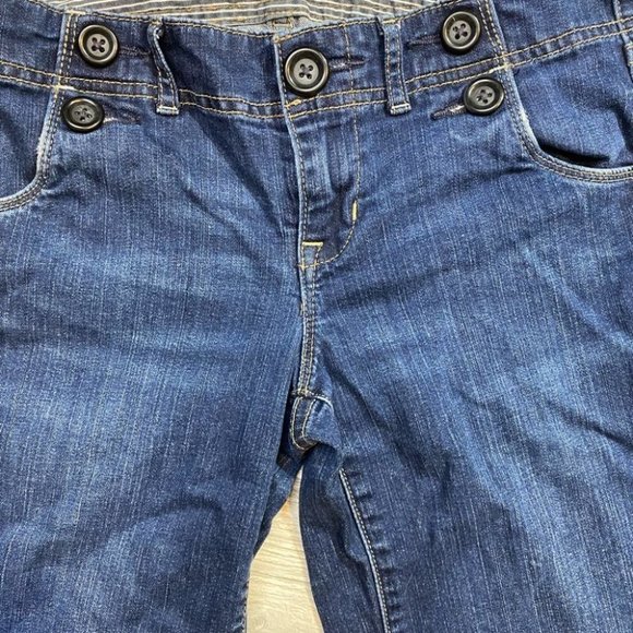 Gap Denim Capris - Picture 10 of 10